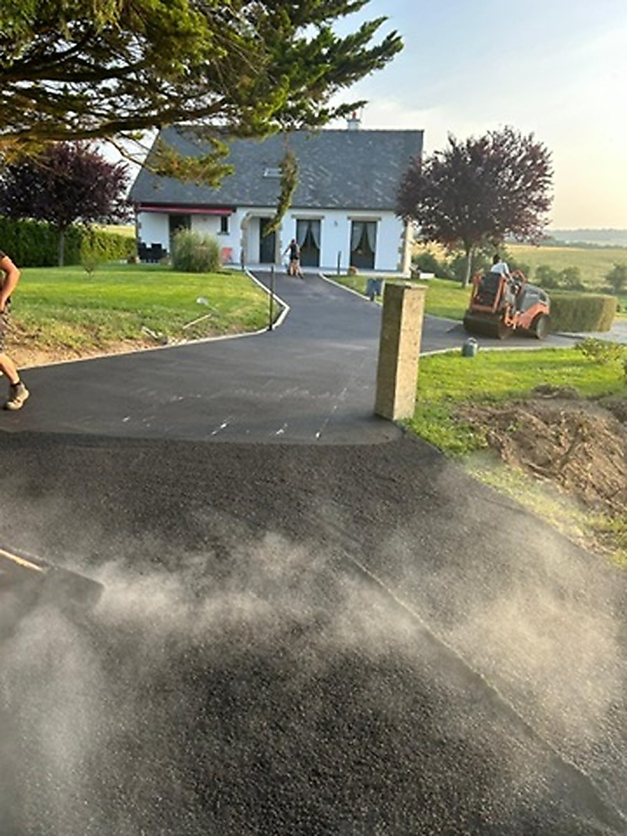 Allée enrobée — vapeur