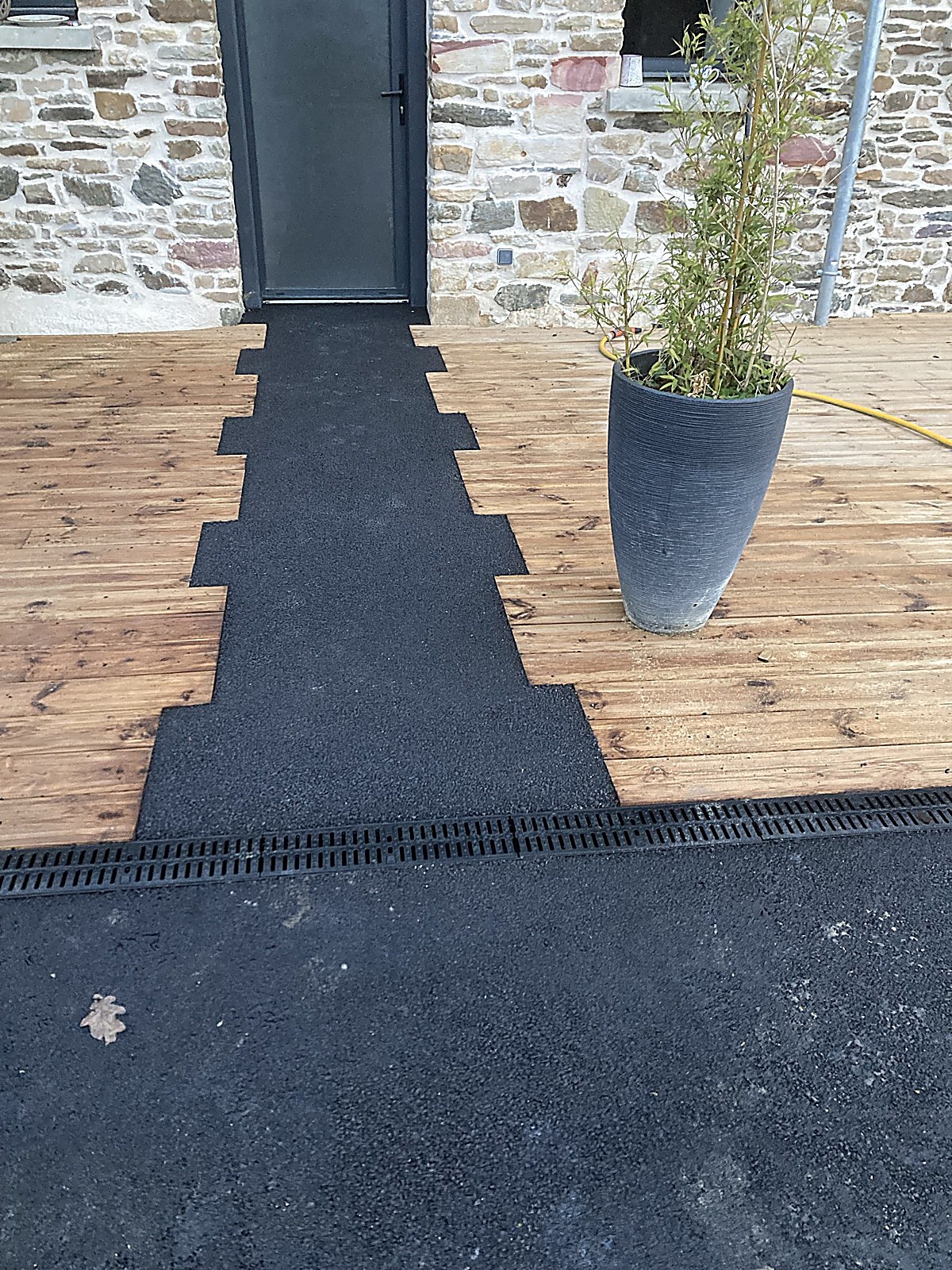 Terrasse bois et enrobé