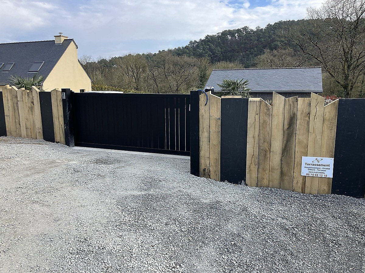 Portail coulissant anthracite